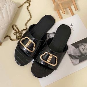 Sandals and slippers for women's summer outerwear fashion 2023 new style square buckle seaside vacation beach square head versatile flat bottom go out