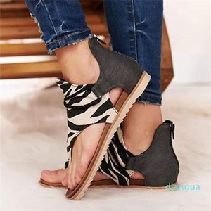 2023 Summer Beach Kobiety płaskie sandały Slajdy Chaussures Femme Clog Plus Casual Flip Flops Buty Woman2533521