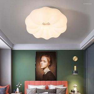 Plafoniere Modern Clouds Light Lampadario a LED per sala da pranzo Camera da letto per bambini Lampada da studio Illuminazione decorativa quotidiana creativa