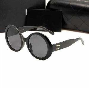 Fashion Luxury 6499 passt Männern und Frauen mit stilvollen und exquisiten Sonnenbrillen