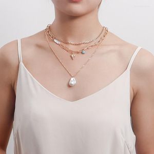 ペンダントネックレスファッション合金マルチレイヤー模倣女性宝石のアクセサリー用パールターコイズハートネックレス