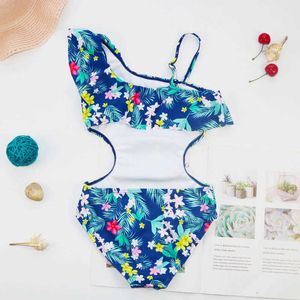 Badkläder söta tjejer en bit rufsad bikini grön blomma barns badkläder 2023 Ny stranddräkt P230602