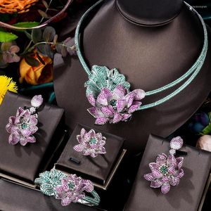 Brincos de colar Definir Kellybola Luxo Bridal Weddal Flores nobres Bracelet Sets Women Women Party Show Jóia Mãe Amante Presente