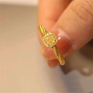 Обручальные кольца 2023 Роскошное маленькое квадратное сахар Желтое хрустальное кольцо пальца для женщин регулируемое отверстие