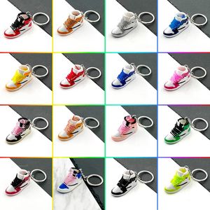 Designer 3D Basketball Shoe Keychain Fashion Sneaker Fotbollsko Keyring Men Kvinnor Pendant Key Chain Car Handbag Nyckelhållare