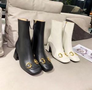 高級デザイナーNew Women Horsbit Ankle Boots A1レザージッパータッセルダブルGミッドヒールブーツファッション快適な最高品質35-40