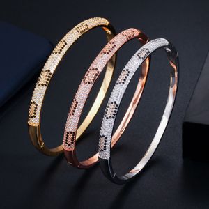 Charm Bracelets ThreeGraces Chic Unique Rose Gold Farbe Cubic Zircon Setting Statement Round Pattern Open Cuff Bangles for Women BA031 230508