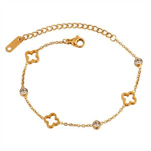 Charm Bracelets Fashion Heart Charm Stainless Steel Bracelet For Women Vintage Gold Plating Thick Chain Bracelets on Hand New Jewelry03