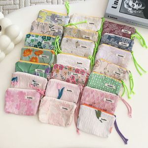 Mini Cosmetic Bag Coin Purse Women Cute Floral Clutch Purse Lipstick Bag Key Wallet Lady Canvas Travel Make Up Storage Bag Pouch