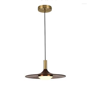 Lampade a sospensione Lampadario moderno semplice singolo in legno utilizzato per la lampada a sospensione a soffitto alla moda di caffè, bar e ristoranti