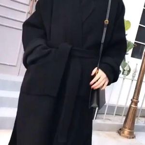 Frauen Wolle Blends Schwarz Woolen Mantel Frauen 2023 Winter Koreanische Mode Temperament Mid-länge Casual Lose Dicke Feste farbe
