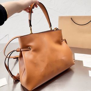 New Fashion Lady Designer Bag Fashion Women Tote Bags Genuine Leather Totes Cab Handbags Crossbody Handle Bag Cabs Large Capacity Wallet Shopping Purses