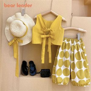 Kläderuppsättningar Bear Leader 2023 Korean Fashion Pastoral Backless Suit Thin Pullover Girl's Vest Top Polka Dot Knickerbockers Three Piece Cotton Y23