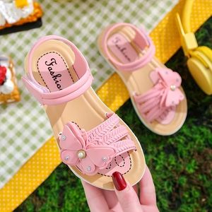 Slipper Girls Cute Butterfly Sandals Resistente all'usura Antiscivolo Comode Pantofole da passeggio casual per bambini con fibbie per ragazze Dress Party 230510