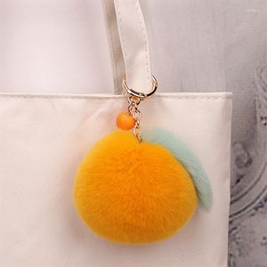 Keychains Fluffy Fur Pompom Diy Keychain Adorável e Chavejador para Mochilas de Meninas Bolsas Bolsas Chaves de Carro Perfeita HandbagCharm