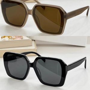 Arc de Triomphe Sun Glasses Храм Полночарная каркасная и женская дизайнерская модная солнцезащитное зеркало CE40822U Полный асимметричный дизайн.