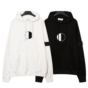 Huva tröja män kvinnor designer hoodie höst mode stickad dragkammare huva fast färg ull tröja svart vit tröja
