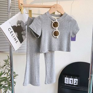 Set di abbigliamento Vestiti per ragazze T-shirt e pantaloni estivi a maniche corte Bambini Abiti casual Bambini 2 pezzi Abiti 2-7 anni