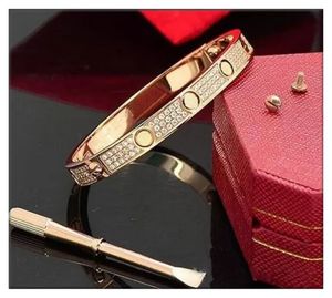 Diamante completo de aço inoxidável moda feminina masculino picadas de amor pulseiras de puxador de jóias de pulseira de punho de punho de fenda 2023