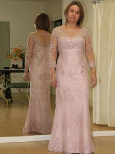 2023 Vintage Mother of the Bride Dresses Pink Jewel Neck Mante långa ärmar spetsar applikationer pärlor golvlängd fest bröllop gästklänning mamma klänning