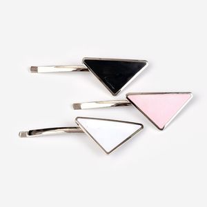 All-Match-Ohrringe mit modischer geometrischer Eisenplatte und umgekehrtem Dreieck aus Metall, Modemarke