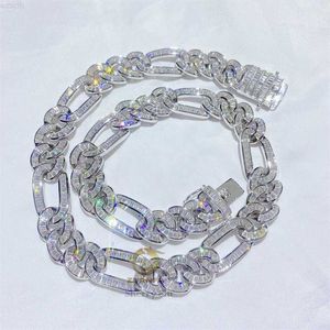 Ny ankomst anpassad 15mm VVS Moissanite Baguette Emerald Cut Hip Hop Diamond Figaro Chain