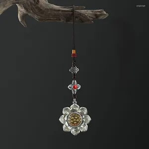 Nyckelringar vintage tibetansk silverfärg roterbar lotus blomma nyckelring handgjorda vävda metall charm väska bilnyckel hänge amulett tillbehör