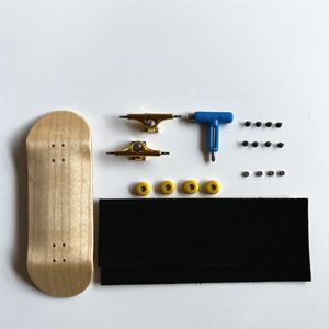 Novelty Games 34mm Customized Multicolor Level A Wooden Maple Finger Skate Board Skateboard Set 230509