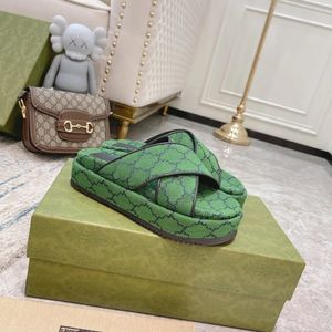 Top quality Casual Shoes Complete packaging Genuine Leather g Slippers Same Style Designer 2023 Popular Family Best Quality Summer New Flower Flat Sandals
