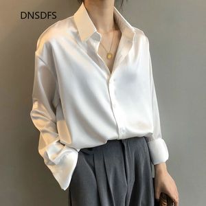 Blouses feminina camisas de cetim camisa de seda outono Botão da primavera do escritório chique Blusa de ombro Mulheres brancas Top solto Rua Ropa Para Mujer 230510