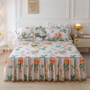 Bedkjol American Style Cotton Princess Romantic Flower Print Ruffle Quilted Bed kjol Bedstrast Madrass Cover Sheet Pillow Cases #/W 230510