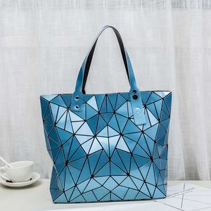 Shoulder Bags New Luxury Handbags Women Designer Beach Large Tote Hologram Sac a Main Geometric Bolsa Feminina Silver 230426