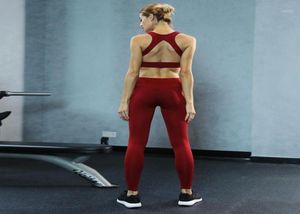 Yoga kläder 2st Red Sexy Sports Syft Sömlöst Set Women Fitness Clothing Workout Outfit Gym Leggings Padged Backless Brapants14423407