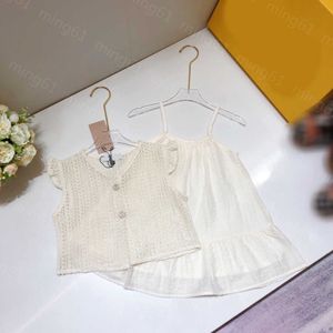 23ss roupas de grife infantil camiseta saia conjuntos infantis cor sólida Cardigan de malha oca suspensório ternos roupas infantis de alta qualidade