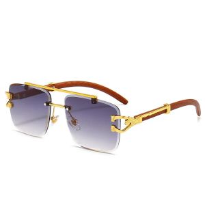 Brand de luxo Classic Metal Leopard Sunglasses para Man Fashion Wooden Carti Glasses de lazer Time Time Outdoor Todas