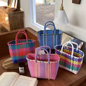 Hylhexyr Storage 2023 New Vegetable Basket Summer Fashion PVC Handbag Hand Woven Bag Patchwork Striped Tote Beach Bags P230510 s