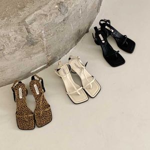 Sandaler Sandaliaswomen Elegant High Heel Sandals23Summer New Thin Belt Women Shoe Leopard Print Sexig tjock häl Kvinnor Romerska Sandaler AA230509