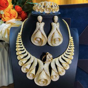 Halsbandörhängen Set Siscathy Full Micro Cubic Zircon Design Känns Flower Wedding Jewelry for Women Luxurious Unique Silver Color Rings