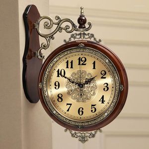 Wall Clocks European Style Clock Round Wooden Vintage Double Sided Silent Design Bedroom Orologio Parete House Decoration