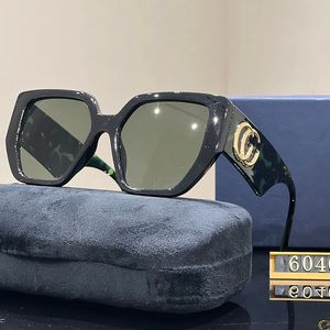 Designer för män Kvinnor Glasögon Brand Solglasögon Fashion Classic Leopard UV400 Goggle med Box Frame Travel Factory Store Sun