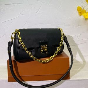 Designers väska axelkedja kvinnor handväska crossbody väska underarmsäckar designer monogram läder handväska handväska plånbok hobo ryggsäck präglad tryck