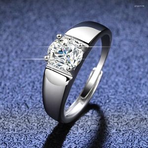 Pierścienie klastrowe Mężczyźni Doskonałe cięcie D Color Pass Test Diamond 1 CT MOISSANITE WESD WESDIGHT 925 Srebrny kamień błyskowy PT950 Stamp Biżuteria