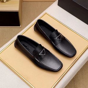 Top Quality Luxurious Wedding Party Formal Dress Shoes real Leather Men Black Navy Triangle Metal Designer Loafers Shoes sole Brogues Oxford Slip On Dress Shoes 38-46