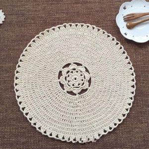 Table Mats 2PCS/LOT Round Doily Cotton Hand Made Crochet Cup Mat Beige Color One 32CM And Another 20CM Place