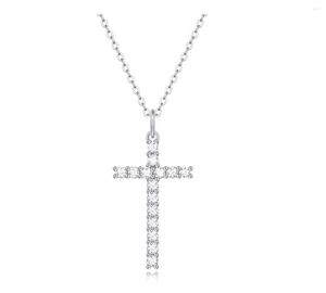 Kedjor S925 Sterling Silver Chain med Cross Pendant Faith 0,06CT 16st Moissanite Necklace For Female Jesus Good Friday Jewelry Gift