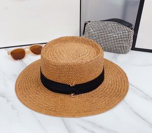 Designer letter straw hat female summer sun protection visor hat flat top England small fresh top hats travel holiday seaside beach cap