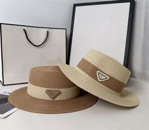 Sombrero de paja de gama alta con marca de metal triangular, moda femenina de primavera y verano, todo, vacaciones, playa, sombrilla, sombreros de copa