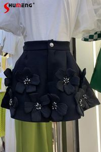 Женские шорты Spring 2023 Дизайн смысл. Нишевый цветок с бисером с высоким уровнем темперамента высокой темперамента.