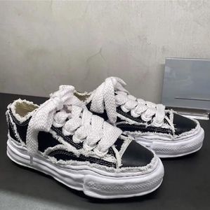 TOP Designer-Kooperationsmarke MMY Freizeitschuhe aufgelöste Schuhe Stoffsegelschuhe Mihara Yasuhiro Shawn Yue dickbesohlte Paar-Vater-Sport-Freizeitschuhe.