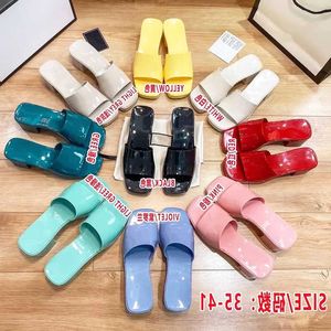 Tasarımcılar Sandalet Kadınlar Kauçuk Slayt Sandalet Tıknaz Platform Terlik Topuk 6cm Kabartmalı Topuk Kauçuk Ten Yaz Plaj Flip Flops Kutu No267